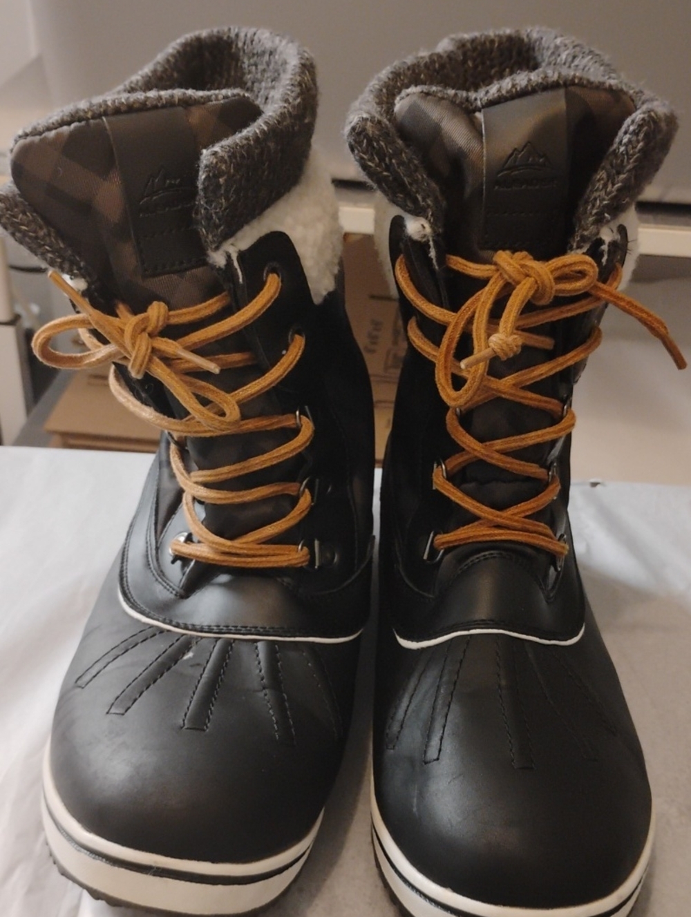 Men's Black Winter Lace-Up Snow Boots with Tan Laces